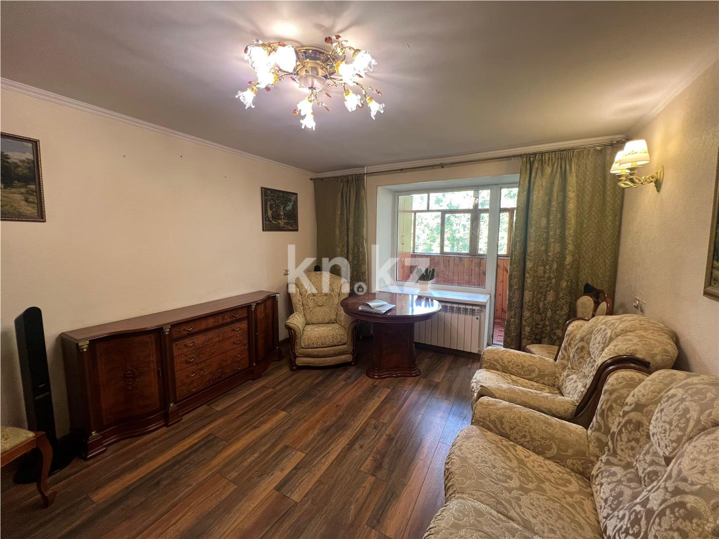 Продажа 3-комнатной квартиры, 60 м², ул. Аманжолова - Продажа квартир в Караганде фото 1 из 16