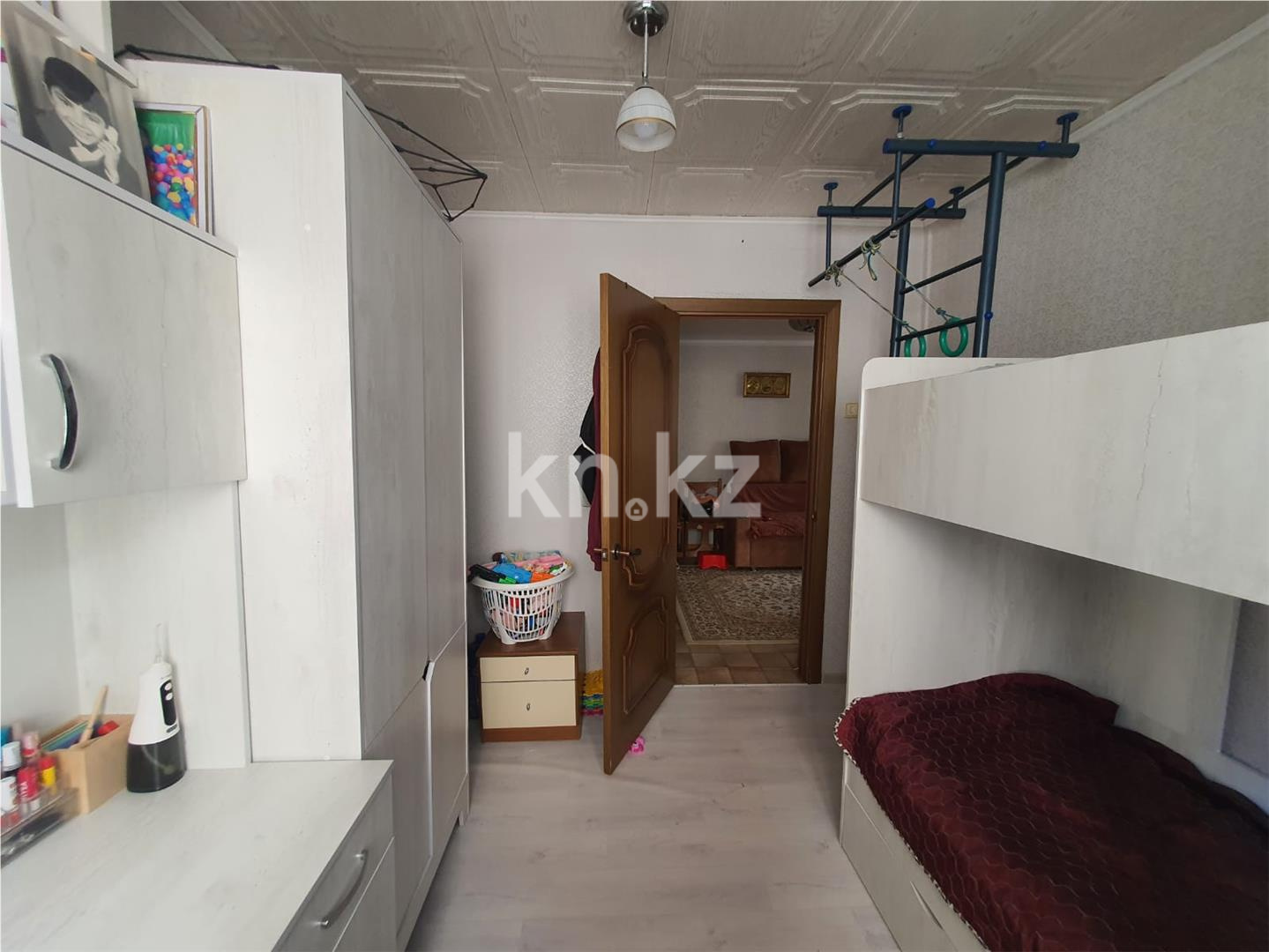 Продажа 3-комнатной квартиры, 48 м², пр. Республики - Продажа  трехкомнатных квартир в Караганде фото 6 из 13