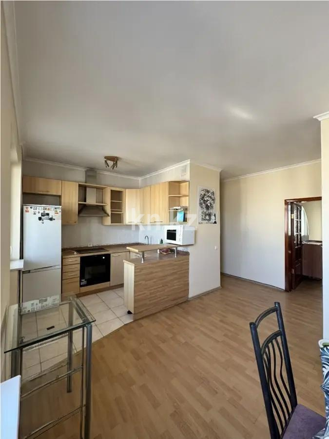 Продажа 3-комнатной квартиры, 70.6 м², мкр. Самал-2, дом  79 - Продажа квартир в Алматы фото 3 из 4