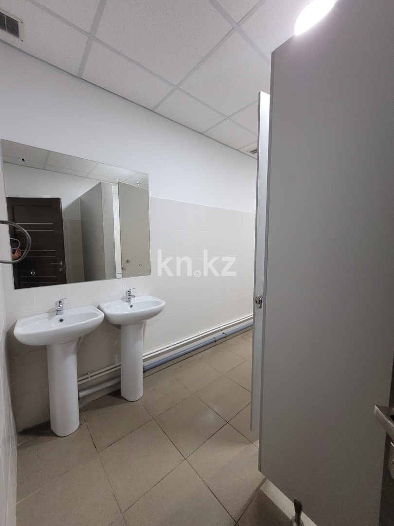 Аренда , ул. Космонавтов, дом  1/45 - Аренда офисных и торговых помещений в Караганде с фото фото 14 из 16