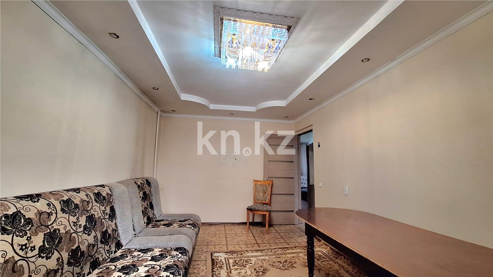 Продажа 3-комнатной квартиры, 63 м², мкр-н 16, дом  49 - Продажа квартир в Караганде фото 2 из 9