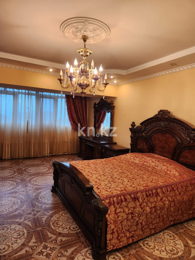 Аренда 3-комнатной квартиры, 100 м², Достык, дом  44 - ул. Шевченко - Продажа квартир в Казахстане фото 1 из 23