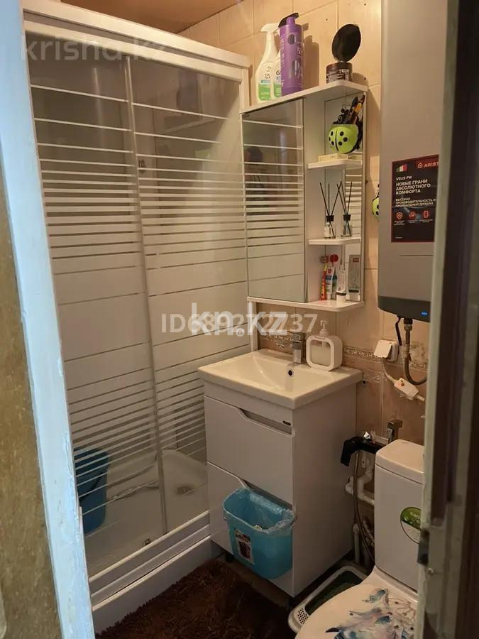 Продажа 3-комнатной квартиры, 61 м², ул. Крылова, дом  4 - Продажа  трехкомнатных квартир в Караганде фото 1 из 10