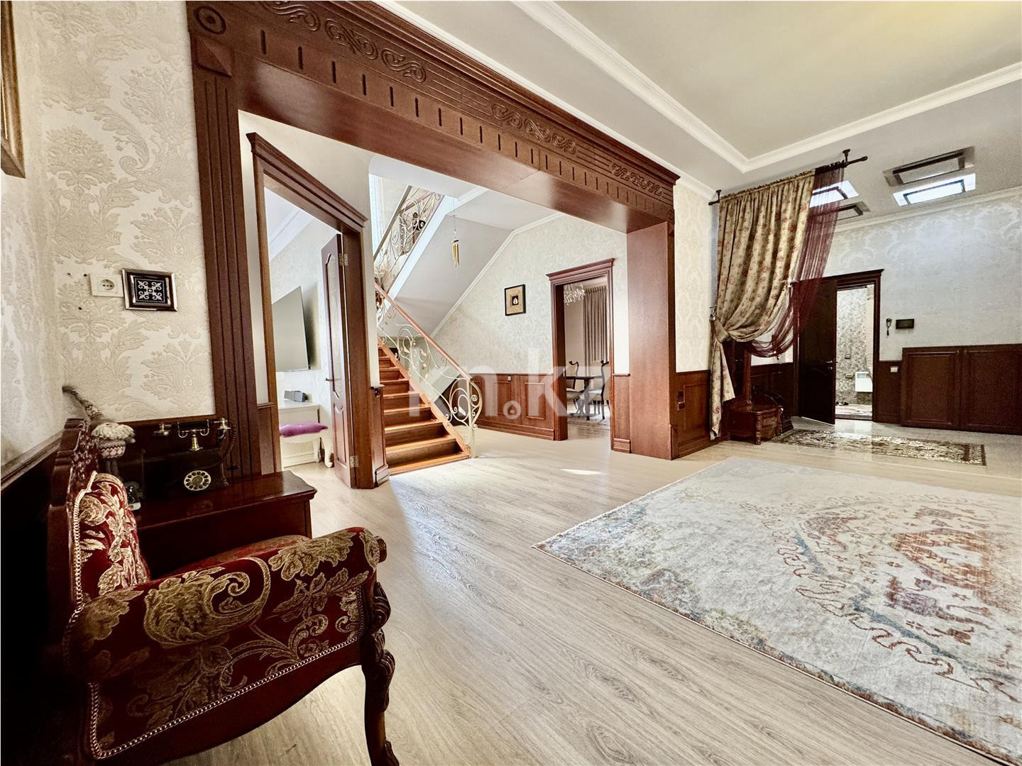 Продажа 6-комнатного дома, 417.7 м² - Продажа домов, коттеджей в Городе Караганды фото 1 из 19