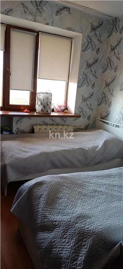 Продажа 4-комнатной квартиры, 82 м², ул. Спортивная, дом  2 в Алматы - фото 2