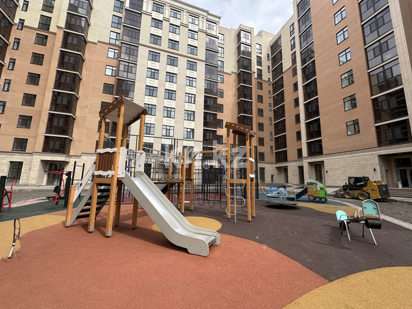 Продажа 2-комнатной квартиры, 71.6 м², мкр-н Гульдер-1, дом  3а - Продажа  двухкомнатных квартир в Караганде фото 5 из 26