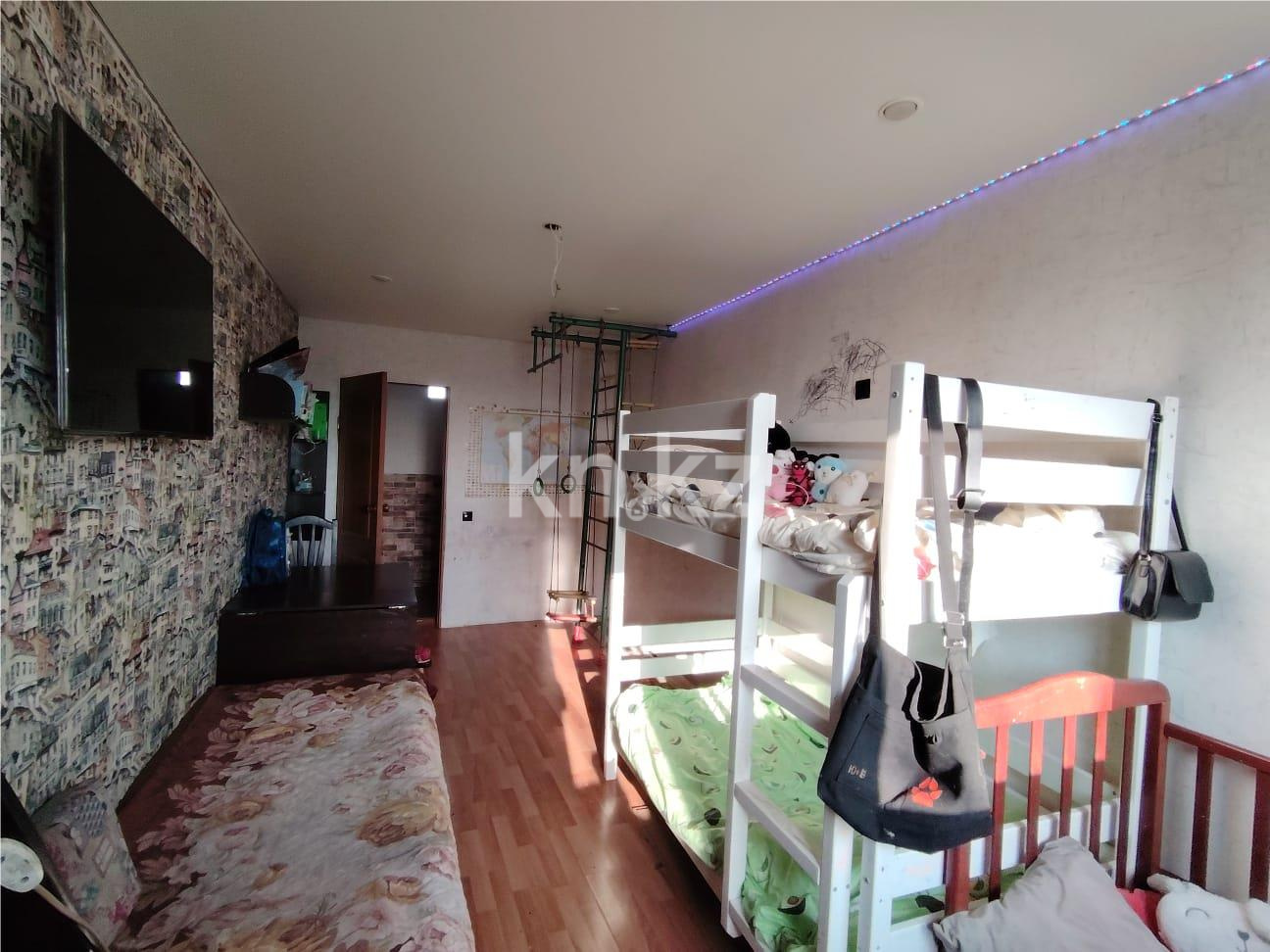 Продажа 2-комнатной квартиры, 45 м², мкр-н 21 - Продажа квартир в Караганде фото 10 из 27