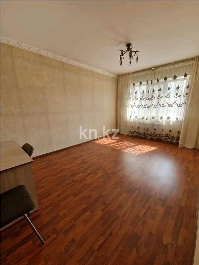Продажа 4-комнатной квартиры, 100.1 м², мкр-н Аксай-4, дом  22 - Продажа квартир в Алматы фото 1 из 8