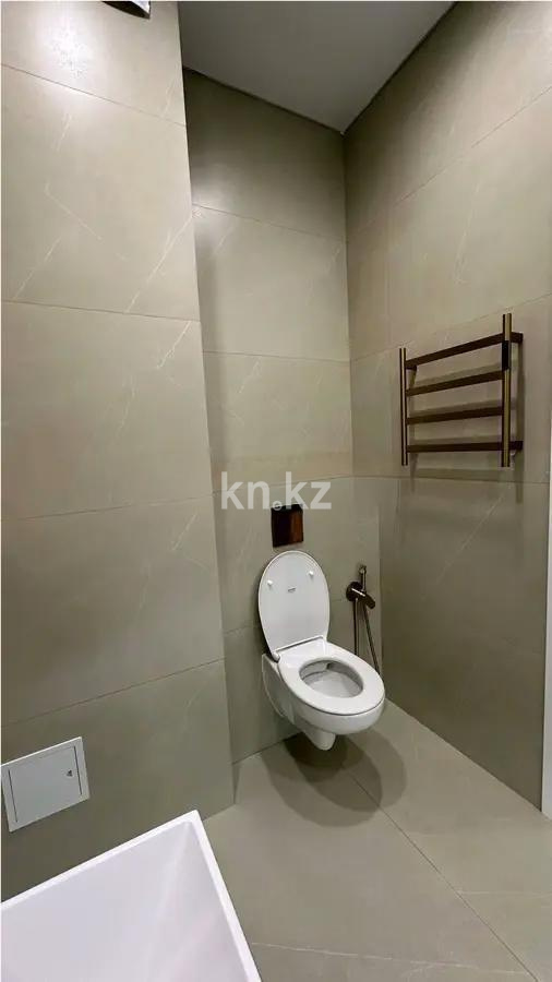 Продажа 2-комнатной квартиры, 65 м², ул. Байтурсынова, дом  22 стр в Астане - фото 5