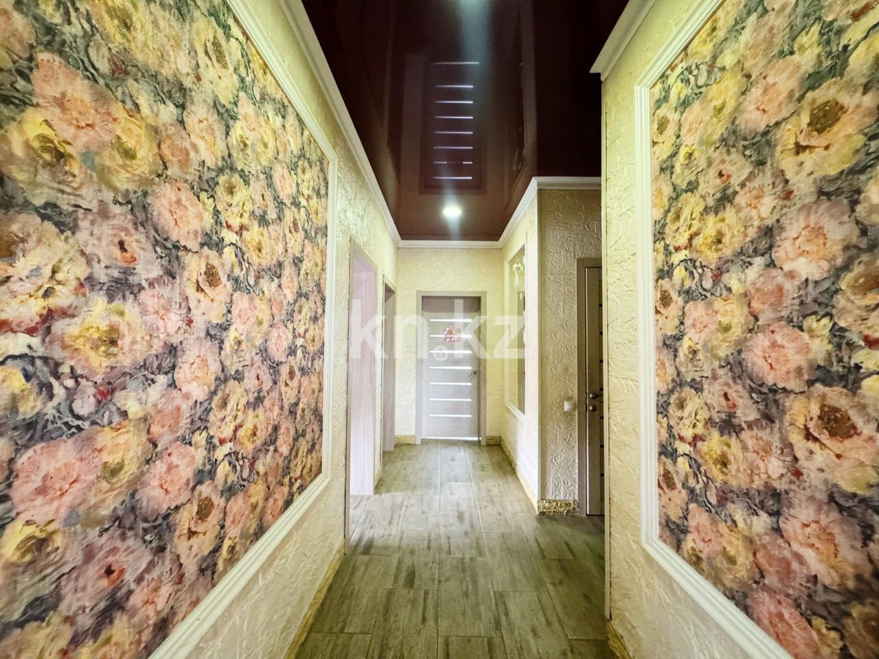 Продажа 4-комнатного дома, 400 м², ул. Абая - Продажа домов, коттеджей в Темиртау фото 9 из 17