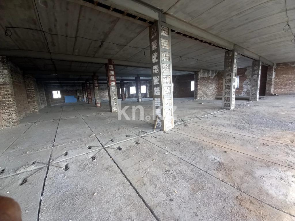 Продажа , 2198.7 м², пр. Шахтеров - Продажа зданий в Караганде фото 15 из 19