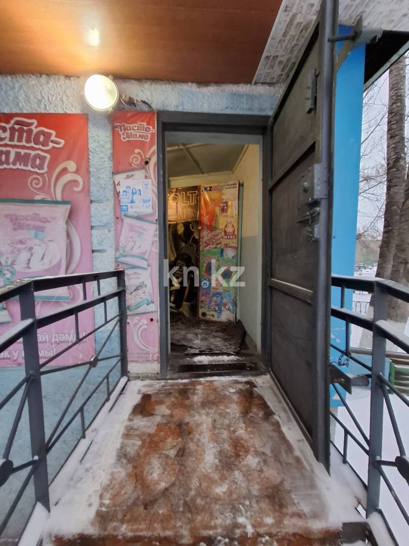 Продажа , 44.5 м², 12 мкр., дом  15 - Продажа офисных и торговых помещений в Караганде фото 10 из 11