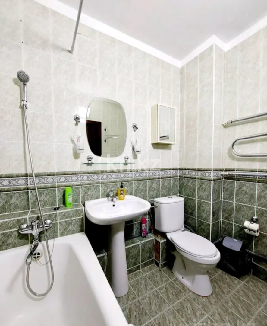 Аренда 1-комнатной квартиры посуточно, 40 м² в Алматы - фото 10