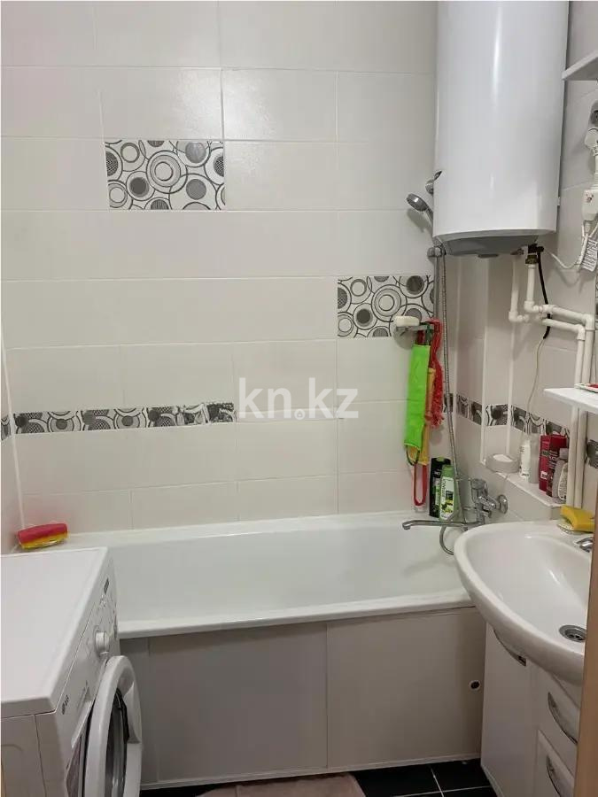 Продажа 3-комнатной квартиры, 86 м², ул. Лободы, дом  22 - Продажа квартир в Караганде без посредников фото 4 из 6