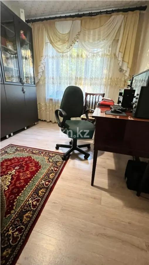 Продажа 4-комнатной квартиры, 87 м², ул. Парковая, дом  11а - Продажа квартир в Шахтинске фото 4 из 8