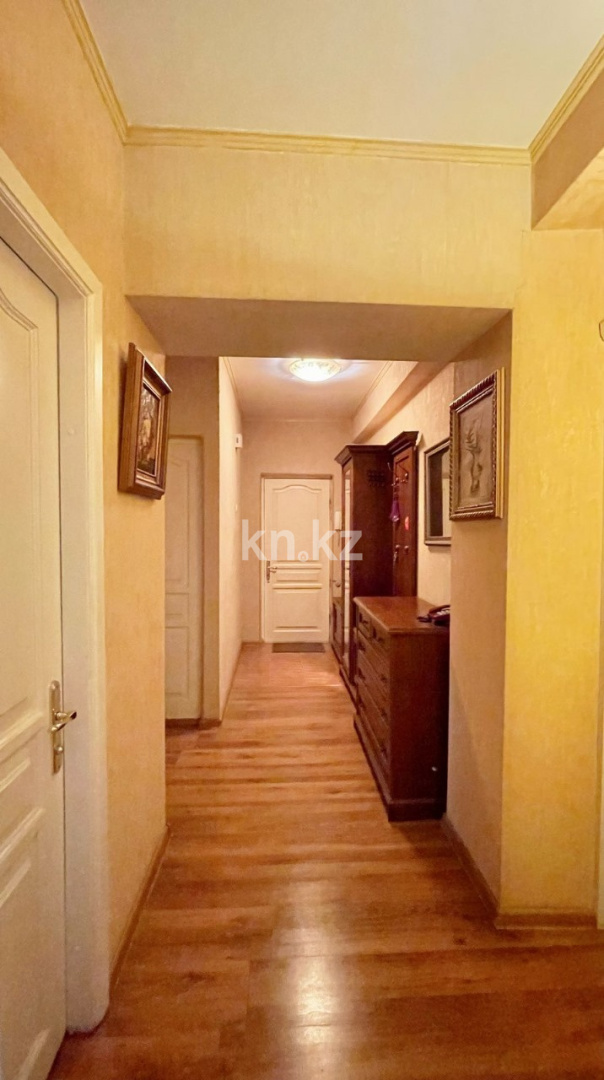 Продажа 2-комнатной квартиры, 53 м², мкр-н Самал-1, дом  13 - ул. Мендикулова в Алматы - фото 9