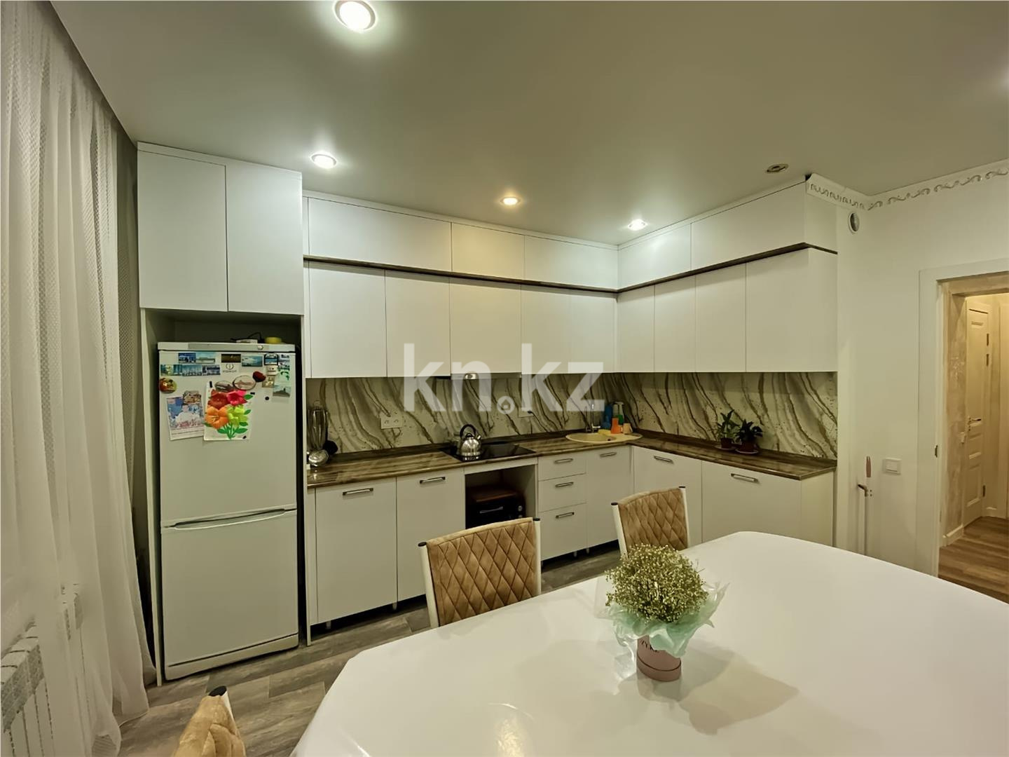 Продажа 3-комнатной квартиры, 77 м², мкр-н Голубые Пруды - Продажа квартир в Караганде фото 9 из 15