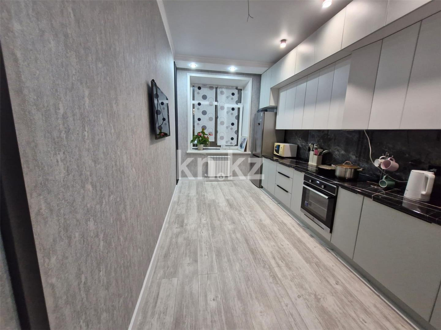 Продажа 3-комнатной квартиры, 95 м², мкр-н Степной-4 - Продажа  трехкомнатных квартир в Караганде фото 17 из 30