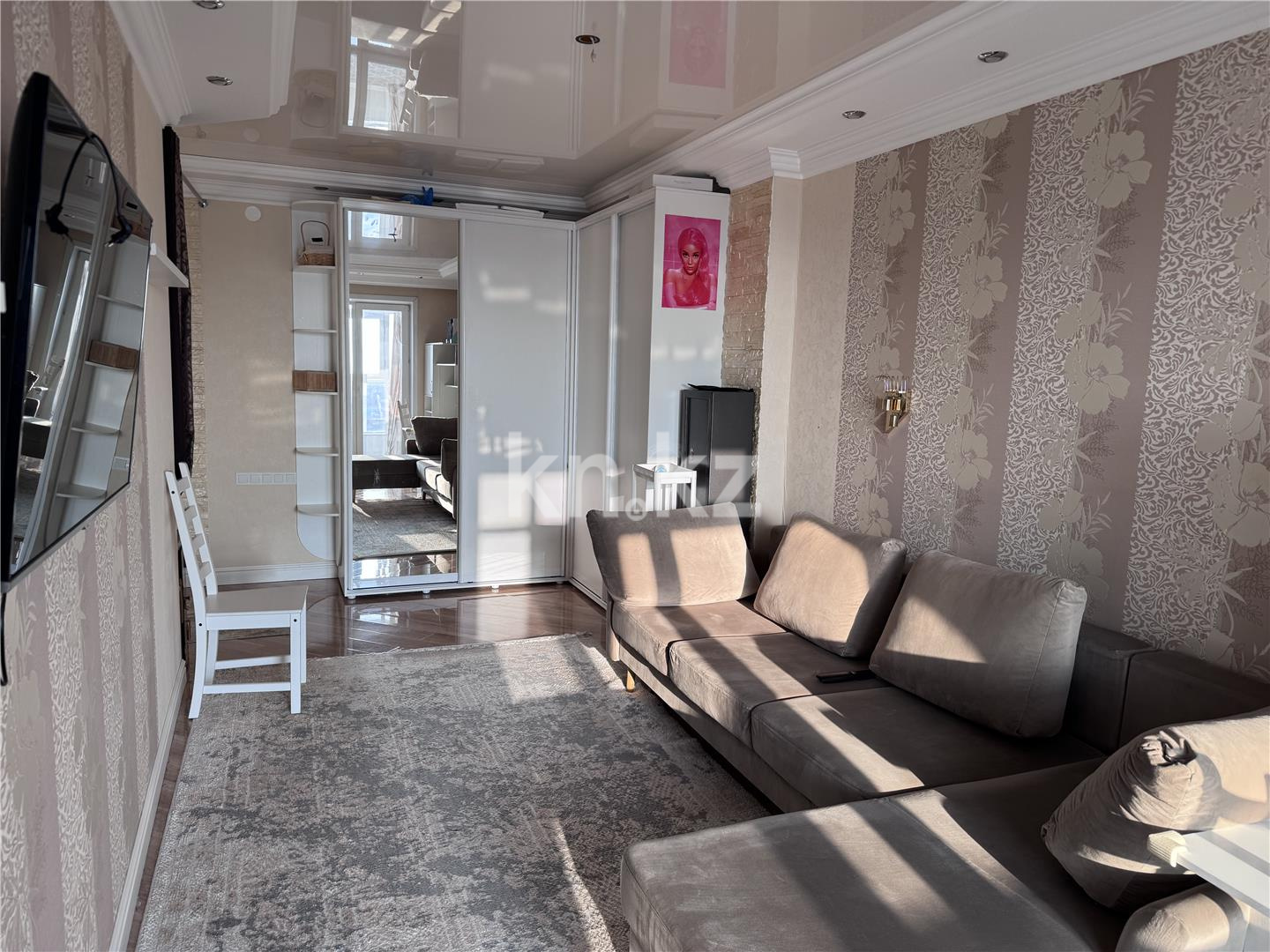 Продажа 2-комнатной квартиры, 80 м², пр. Республики - Продажа  двухкомнатных квартир в Караганде фото 4 из 15