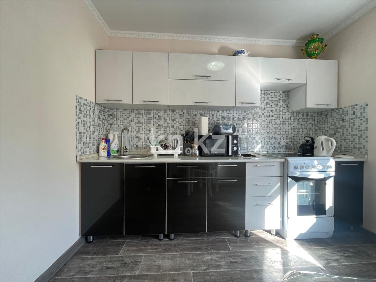 Продажа 3-комнатной квартиры, 72 м², ул. Сатыбалдина - Продажа квартир в Караганде фото 13 из 21