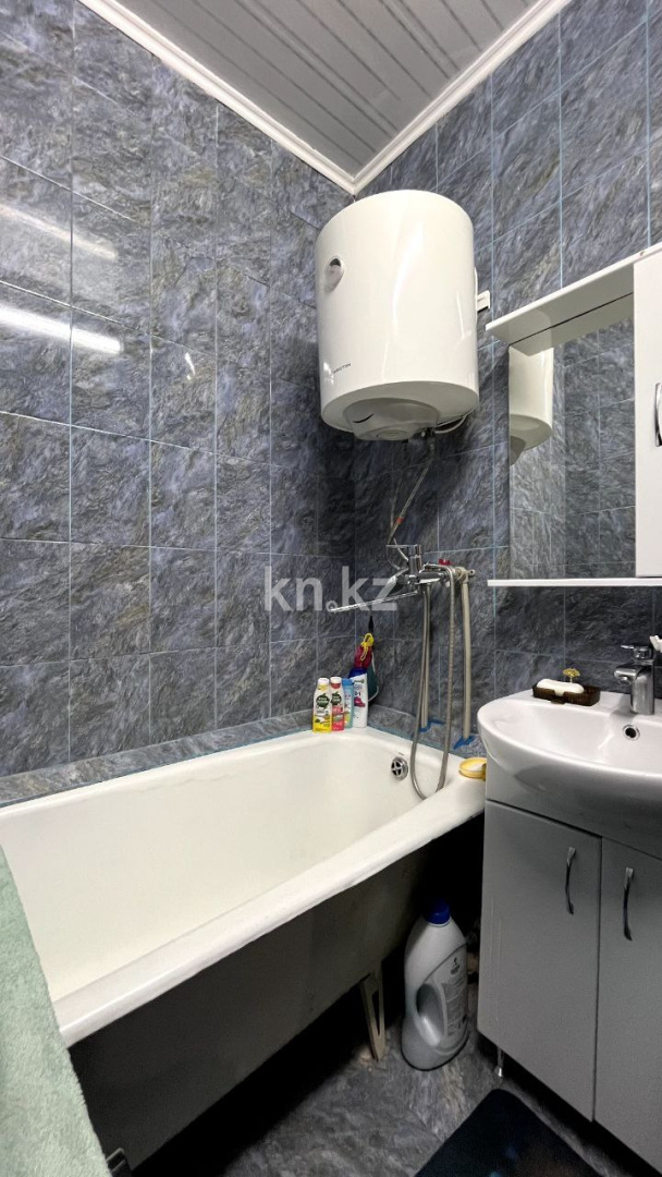 Продажа 2-комнатной квартиры, 47 м², 8 микрорайон (Алатау), дом  33 - Продажа и аренда недвижимости в Таразе фото 11 из 13