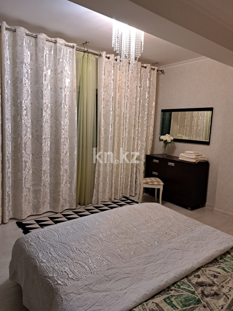 Аренда 2-комнатной квартиры посуточно, 86 м², ул. Достык, дом  5 - ул. Сауран - Аренда квартир посуточно в Астане без посредников фото 7 из 22