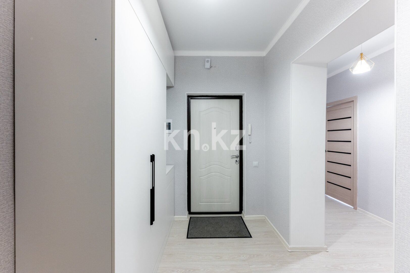 Продажа 3-комнатной квартиры, 77.2 м² в Астане - фото 22