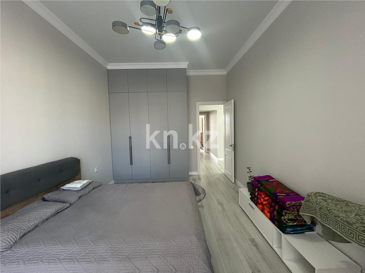 Продажа 3-комнатной квартиры, 80 м², ул. Аманжолова в Астане - фото 4