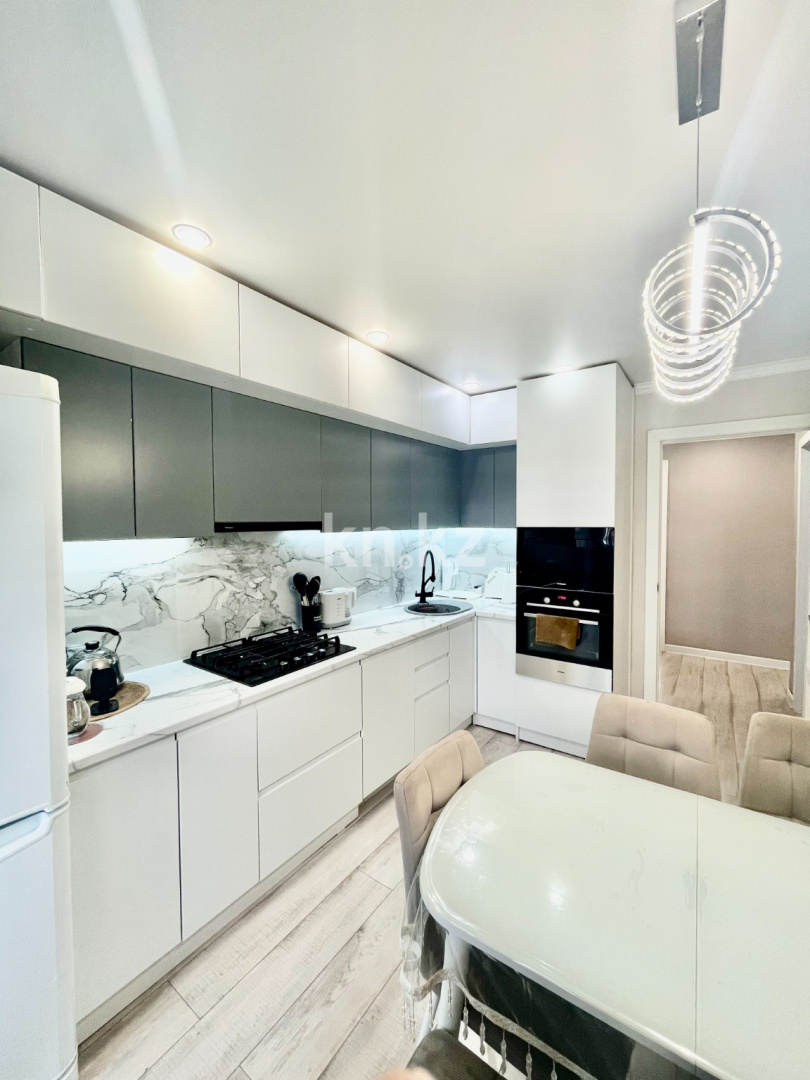Продажа 4-комнатной квартиры, 84 м² - Продажа квартир в блочном доме в Темиртау - страница 2 фото 1 из 10