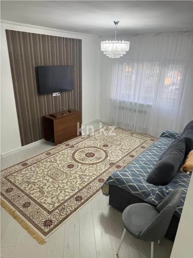 Продажа 3-комнатной квартиры, 70 м², ул. Кенесары хана, дом  54/1 - Продажа квартир в Алматы фото 1 из 4