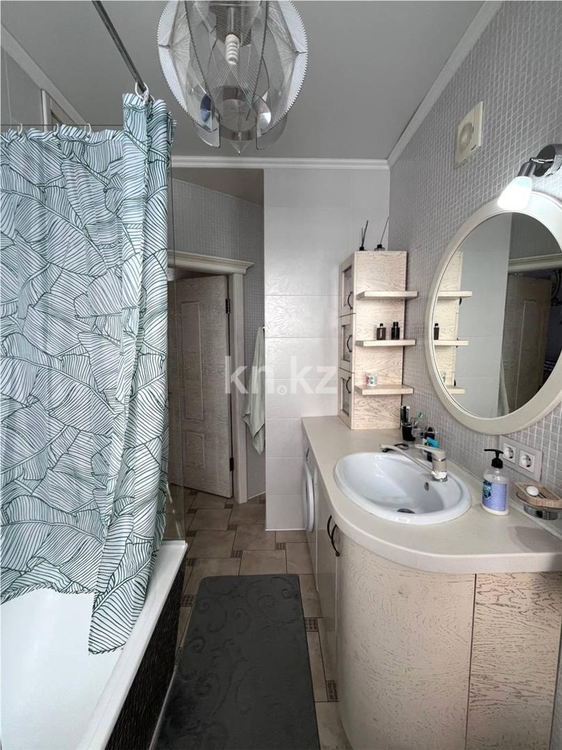 Продажа 2-комнатной квартиры, 54 м² в Караганде - фото 17