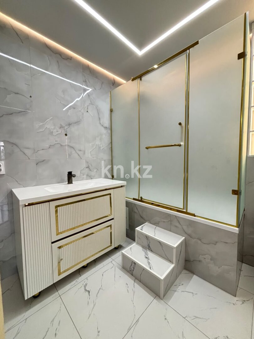Продажа 4-комнатной квартиры, 132 м² в Астане - фото 25