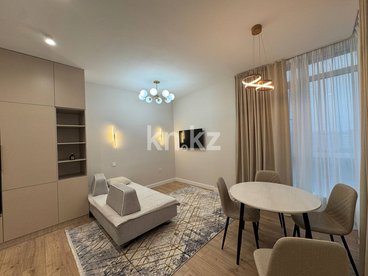 Аренда 2-комнатной квартиры, 45 м², ул. Акмешит, дом  1 - ул. Сыганак в Астане - фото 2