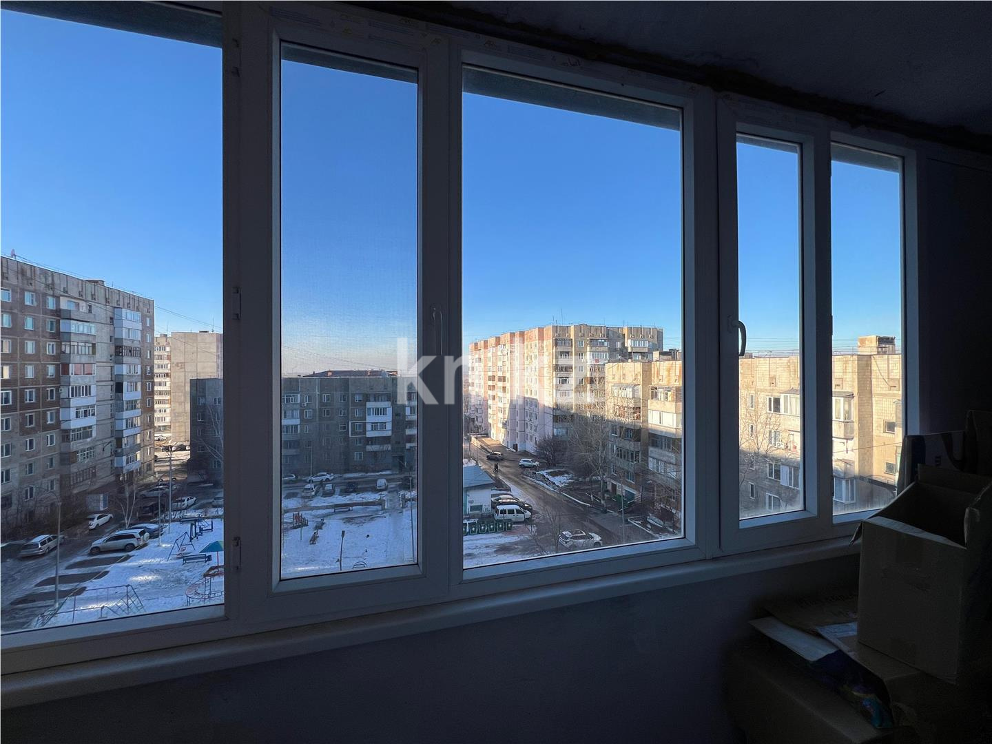 Продажа 3-комнатной квартиры, 63 м², мкр-н Голубые Пруды, дом  10 - Продажа  трехкомнатных квартир в Караганде фото 3 из 12