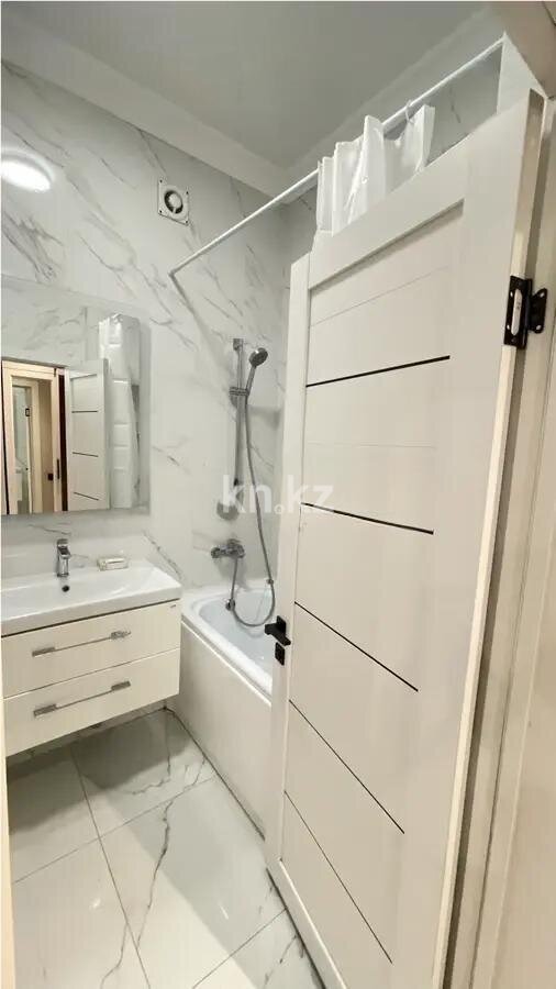 Продажа 1-комнатной квартиры, 37 м² в Астане - фото 4