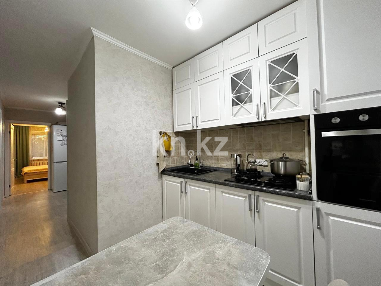 Продажа 3-комнатной квартиры, 63 м², ул. Муканова - Продажа  трехкомнатных квартир в Караганде фото 8 из 13