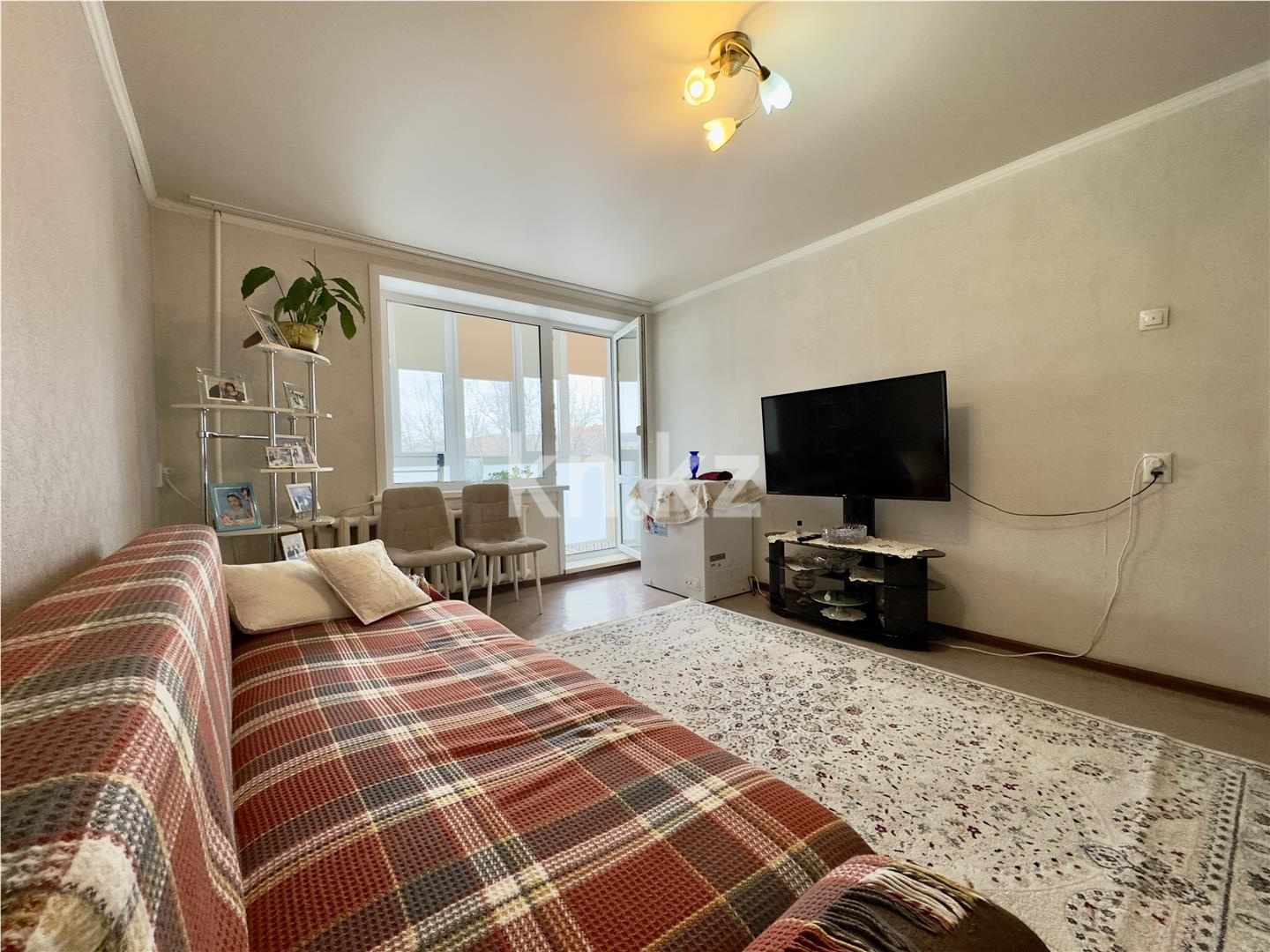 Продажа 2-комнатной квартиры, 49 м², мкр-н Восток-3, дом  16 - Продажа квартир в Караганде фото 3 из 19