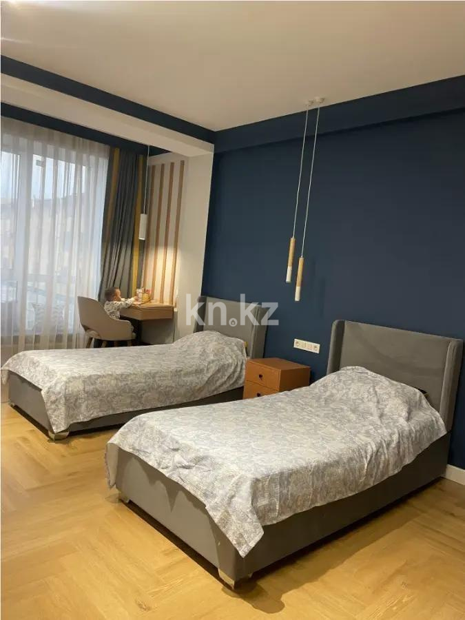 Продажа 4-комнатной квартиры, 137 м², ул. Бельгера, дом  50а в Алматы - фото 3