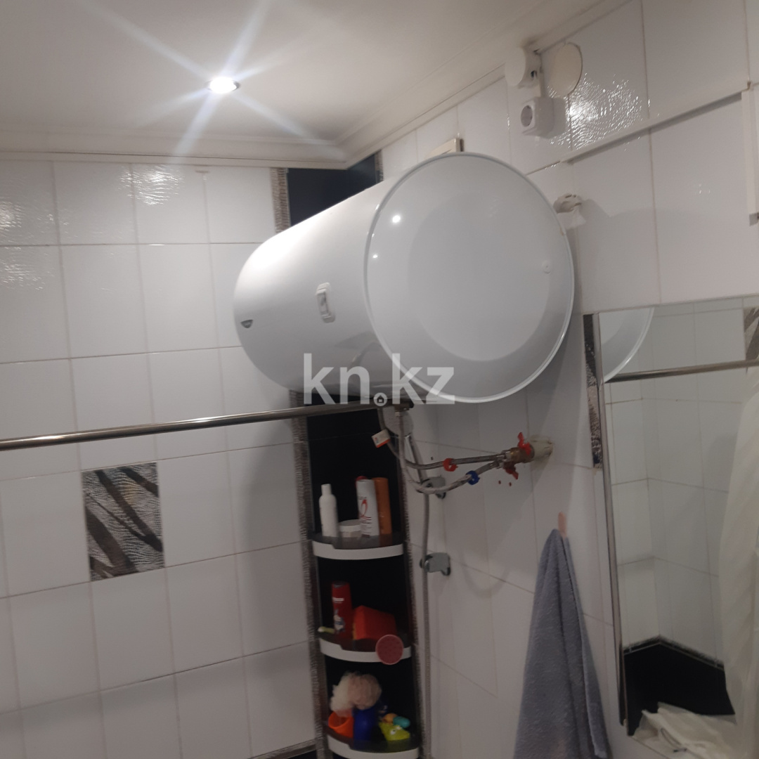 Продажа 2-комнатной квартиры, 56 м², ул. Сарсекова, дом  55 в Караганде - фото 14