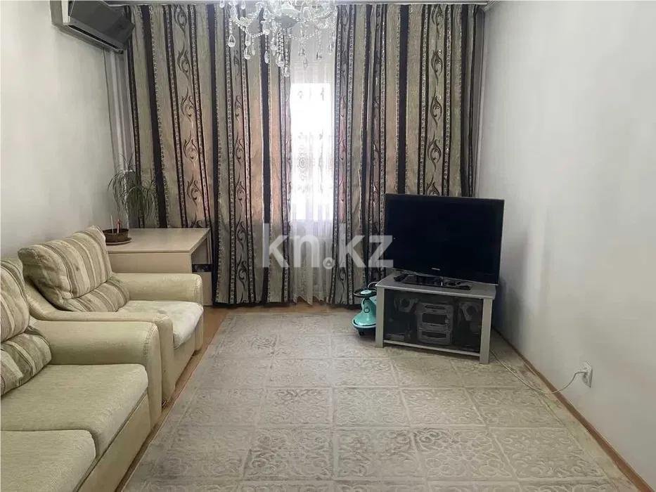 Продажа 3-комнатной квартиры, 70 м², мкр-н Аксай-4, дом  4 - Продажа квартир в Алматы фото 1 из 5
