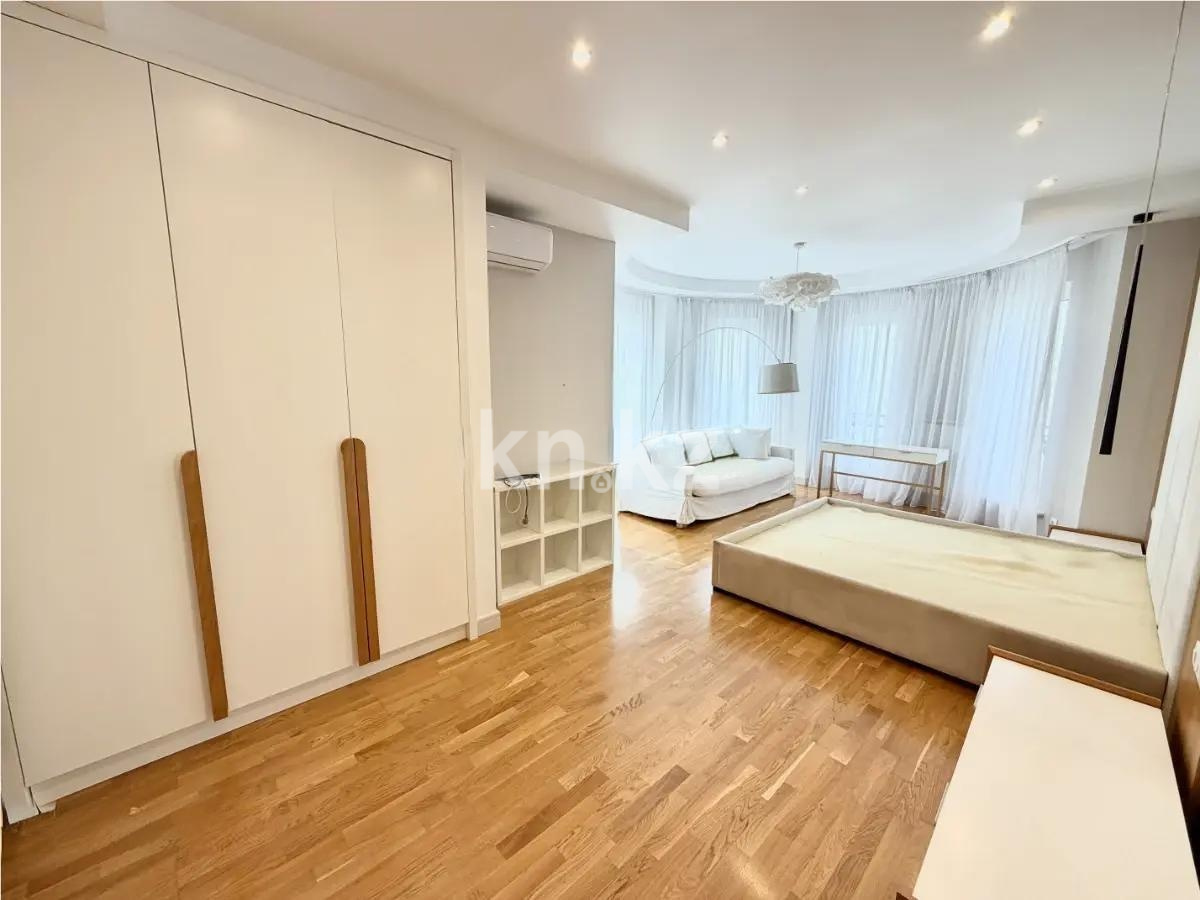 Продажа 4-комнатной квартиры, 164.8 м² - Продажа квартир-студий в Алматы фото 2 из 9