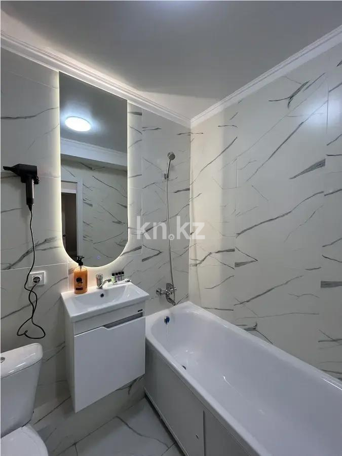Продажа 1-комнатной квартиры, 35 м², ул. Хусейна бен Талала, дом  41 в Астане - фото 5