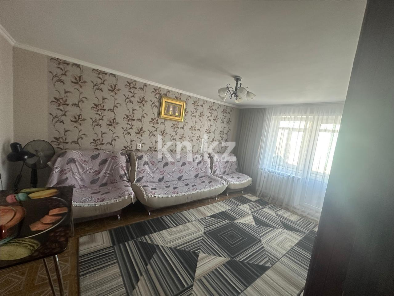 Продажа 3-комнатной квартиры, 62 м², мкр-н Мамраева (Восток-5) - Продажа квартир в Караганде фото 2 из 16