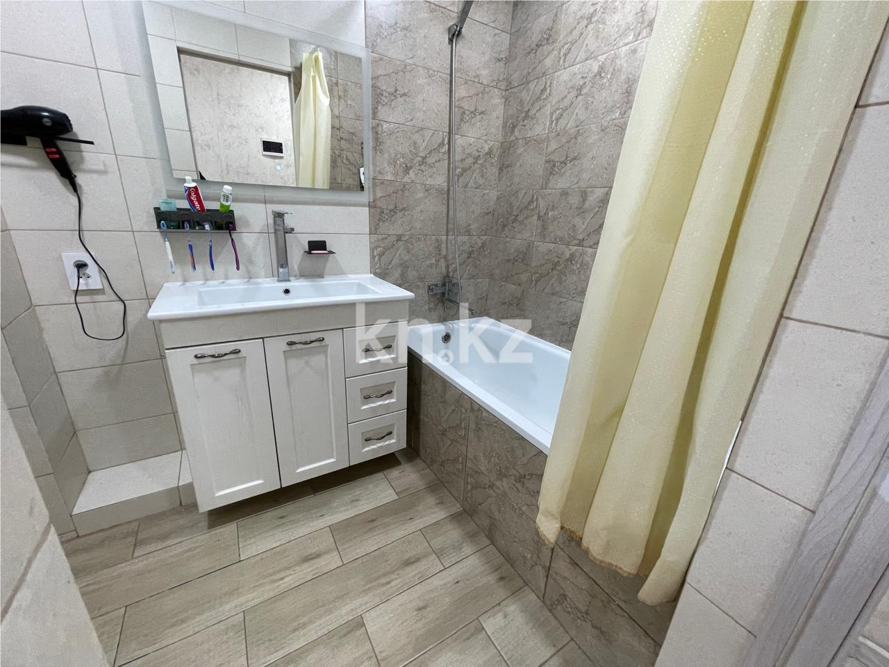 Продажа 2-комнатной квартиры, 55 м² в Караганде - фото 10