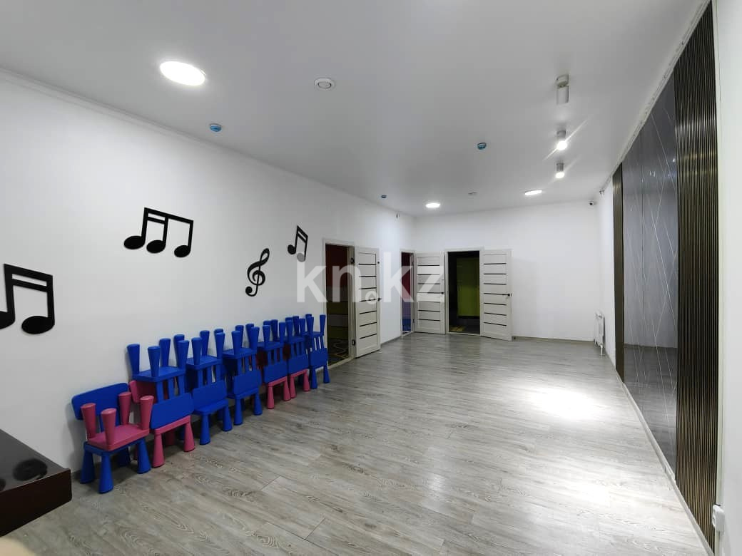 Продажа , 200 м², пр. Шахтеров, дом  36/2 в Караганде - фото 6