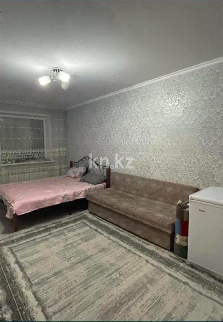 Продажа 1-комнатной квартиры, 32 м², мкр-н 14 - Продажа  однокомнатных квартир в Караганде с фото фото 1 из 10