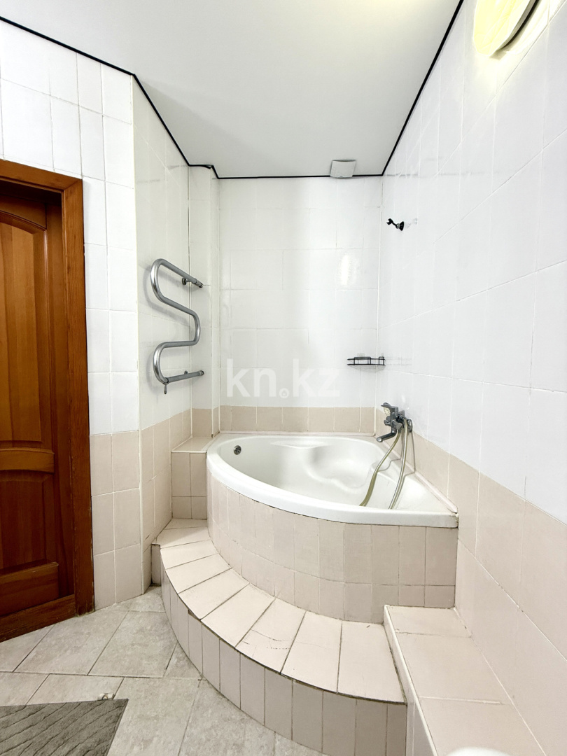 Продажа 4-комнатной квартиры, 86 м² - Продажа квартир в Алматы с фото фото 13 из 16