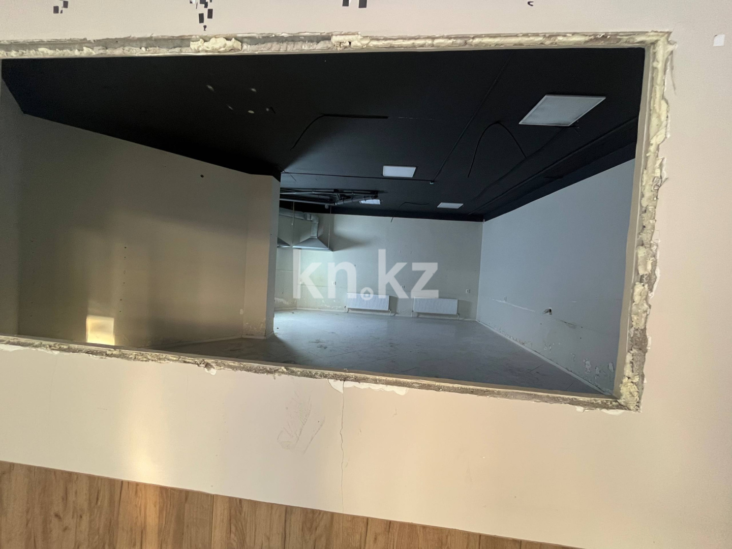 Аренда помещения - Аренда жилой и коммерческой недвижимости в Казахстане фото 2 из 16