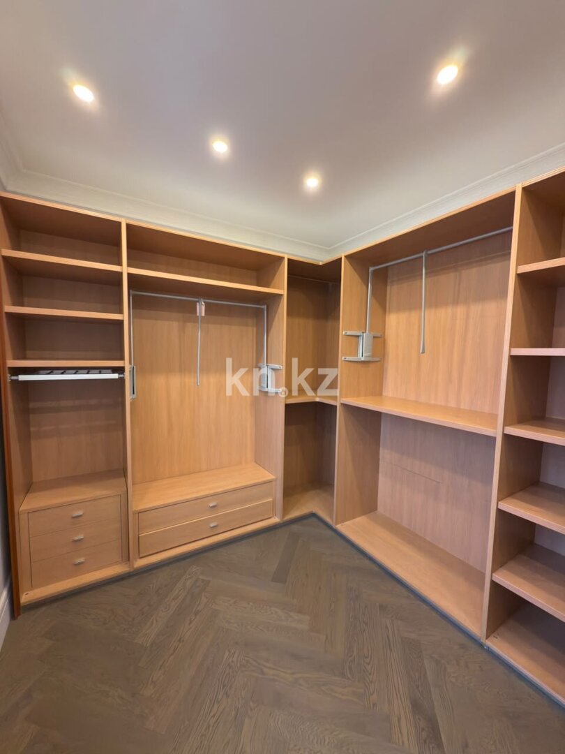Продажа 7-комнатного дома, 550 м² в Караганде - фото 19