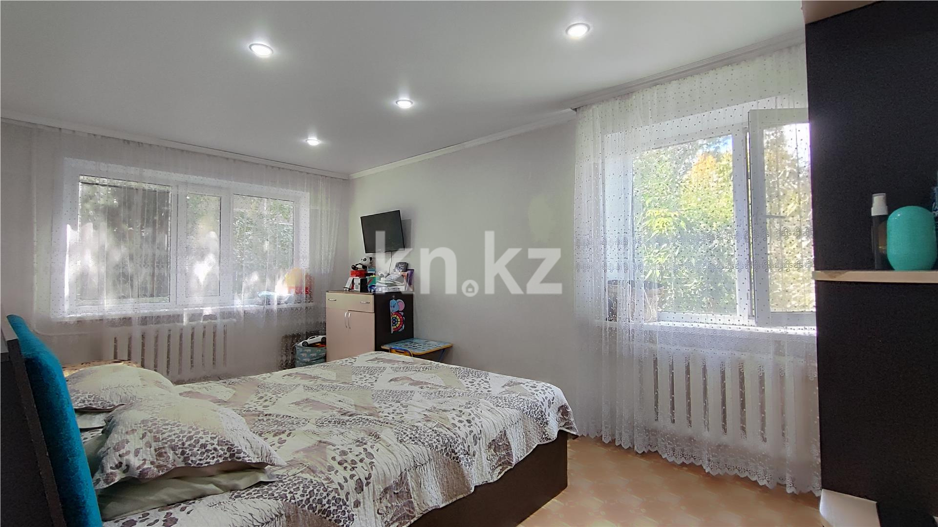 Продажа 3-комнатной квартиры, 62 м², 14 мкр. в Караганде - фото 6